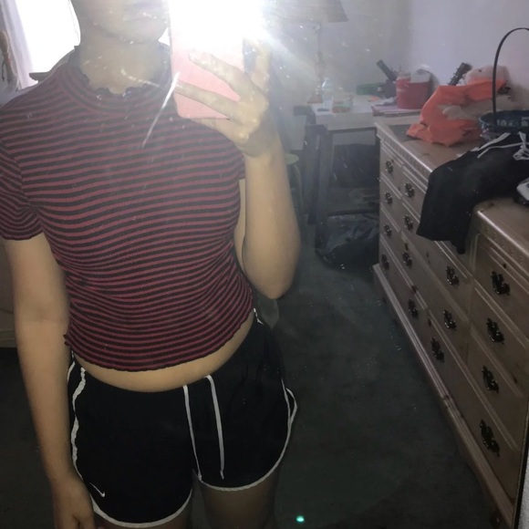 Cropped tee - Picture 3 of 3